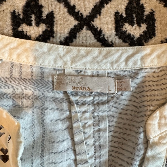 Prana Patterned Top - Picture 2 of 7
